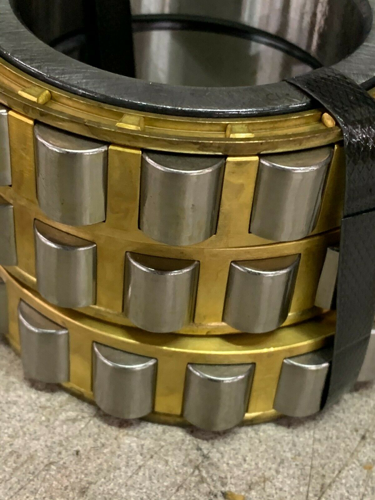 NEW SET OF 3 FAG N214E ROLLER BEARING RN214E.M1.N12BAX3