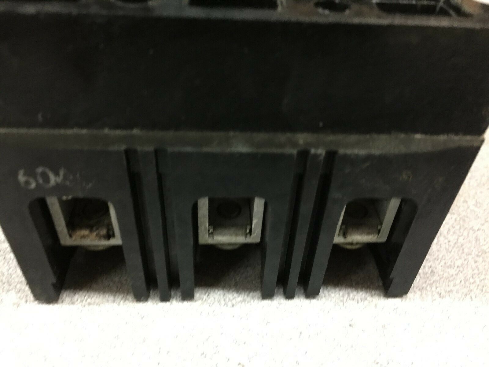 NEW NO BOX GE 40AMP 3POLE 600VAC BREAKER TED136040