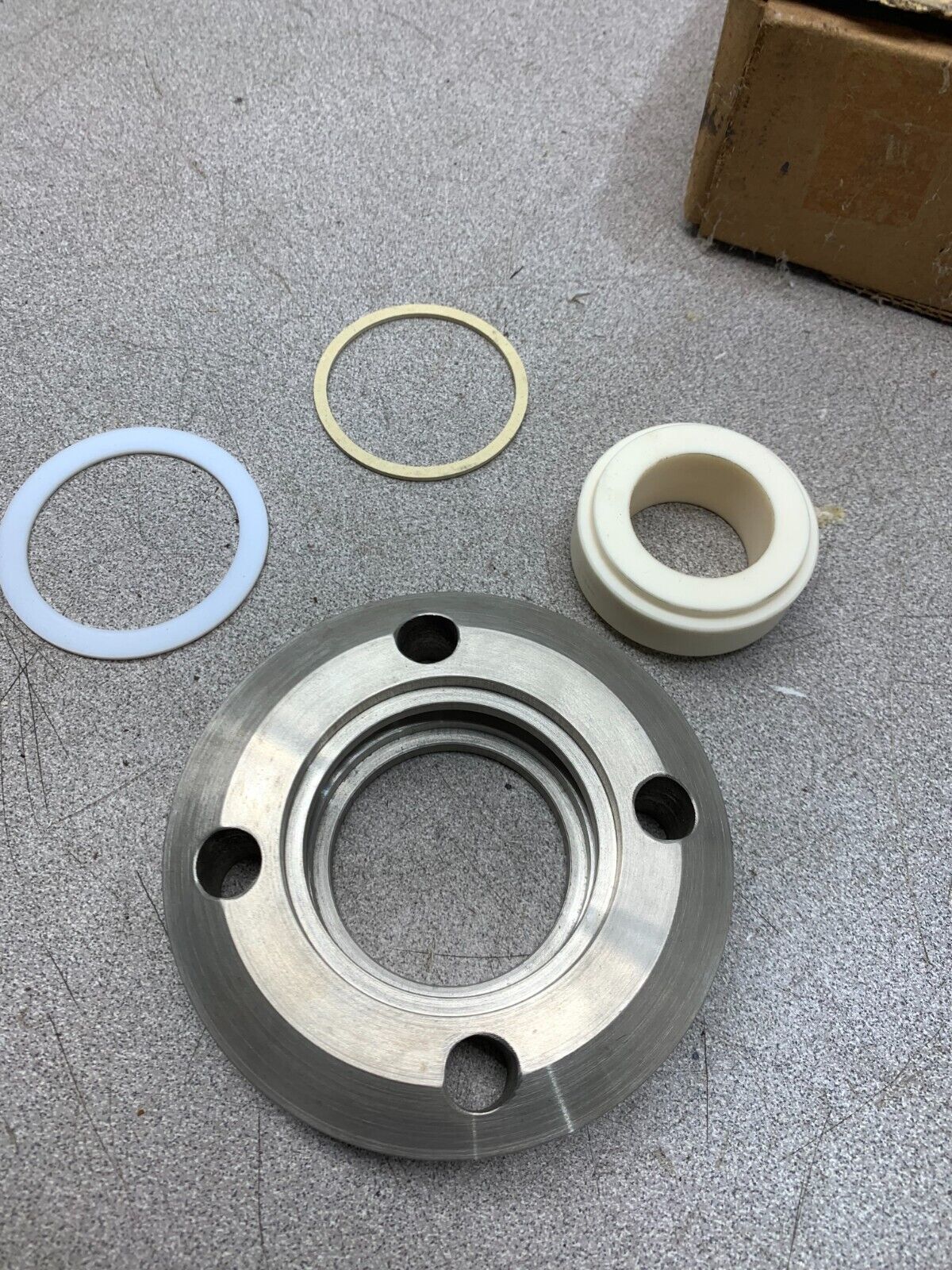 NEW IN BOX JOHN CRANE GL SEAL PART P-1750-563-S/S