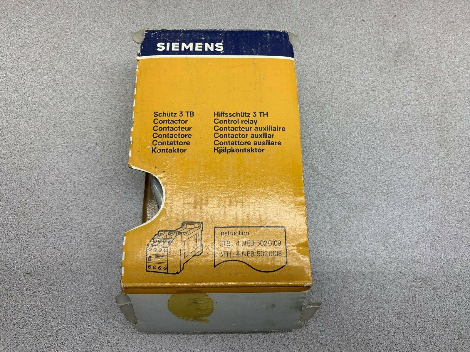 NEW IN BOX SIEMENS CONTACTOR 3TH82-62-0BB4