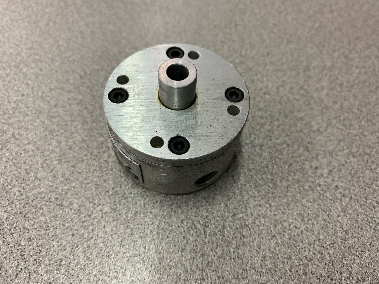 NEW NO BOX MACK CYLINDER 1020-3