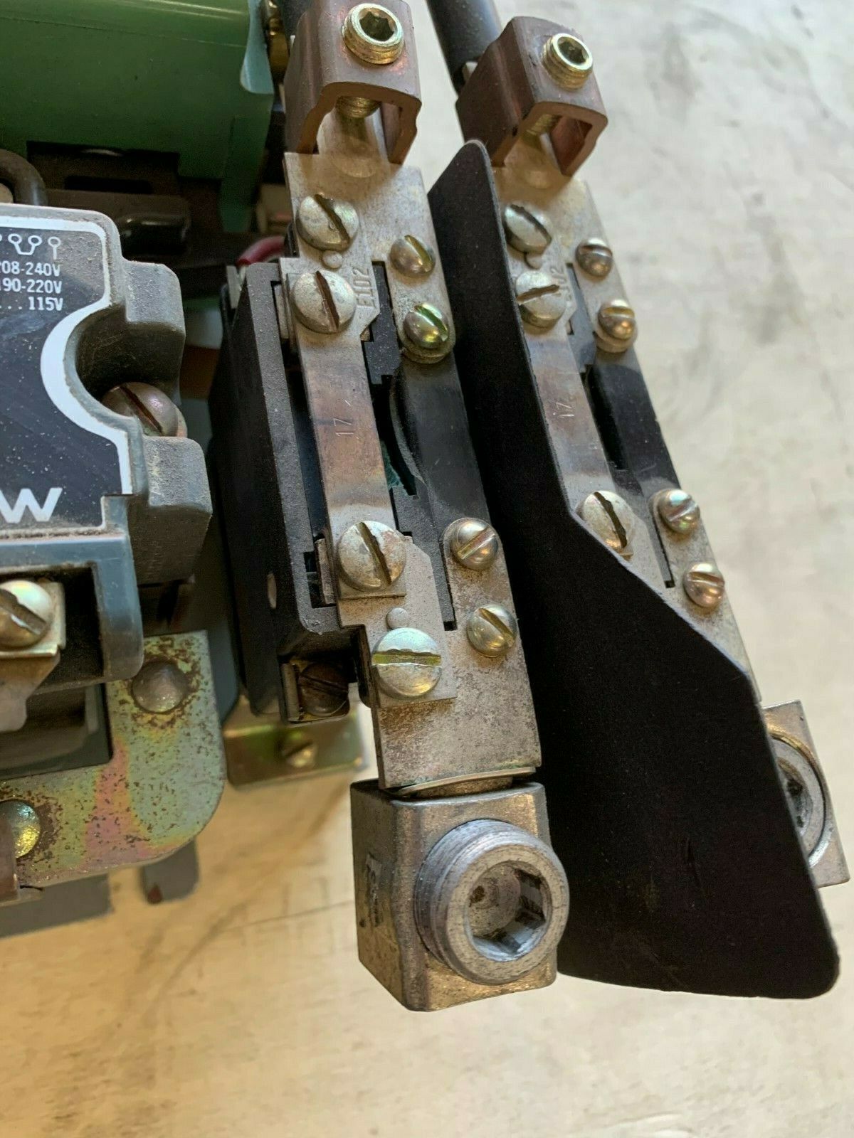 USED FURNAS SIZE 4 REVERSING STARTER 40JB32AAA WITH 14JB32AA81A AND D71628-31