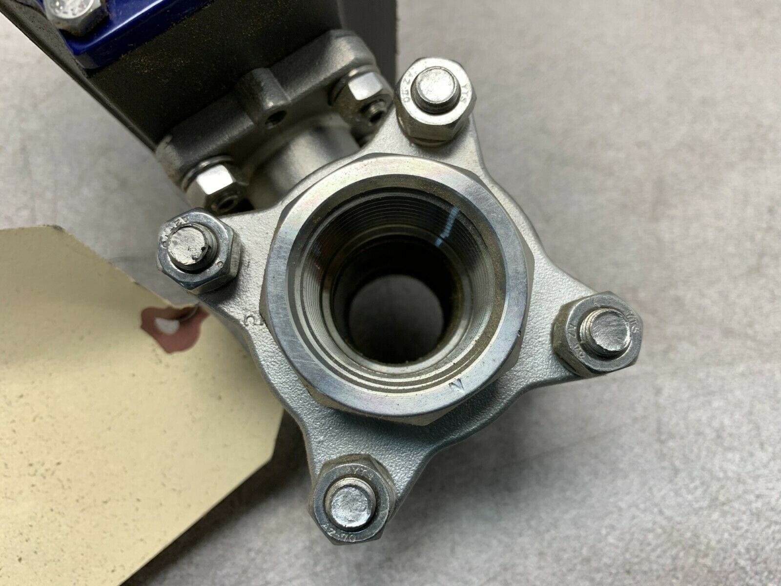 NEW NO BOX BI-TORQ 1" BALL VALVE ED-305-010 WITH IS3PT1052DAPN ACTUATOR