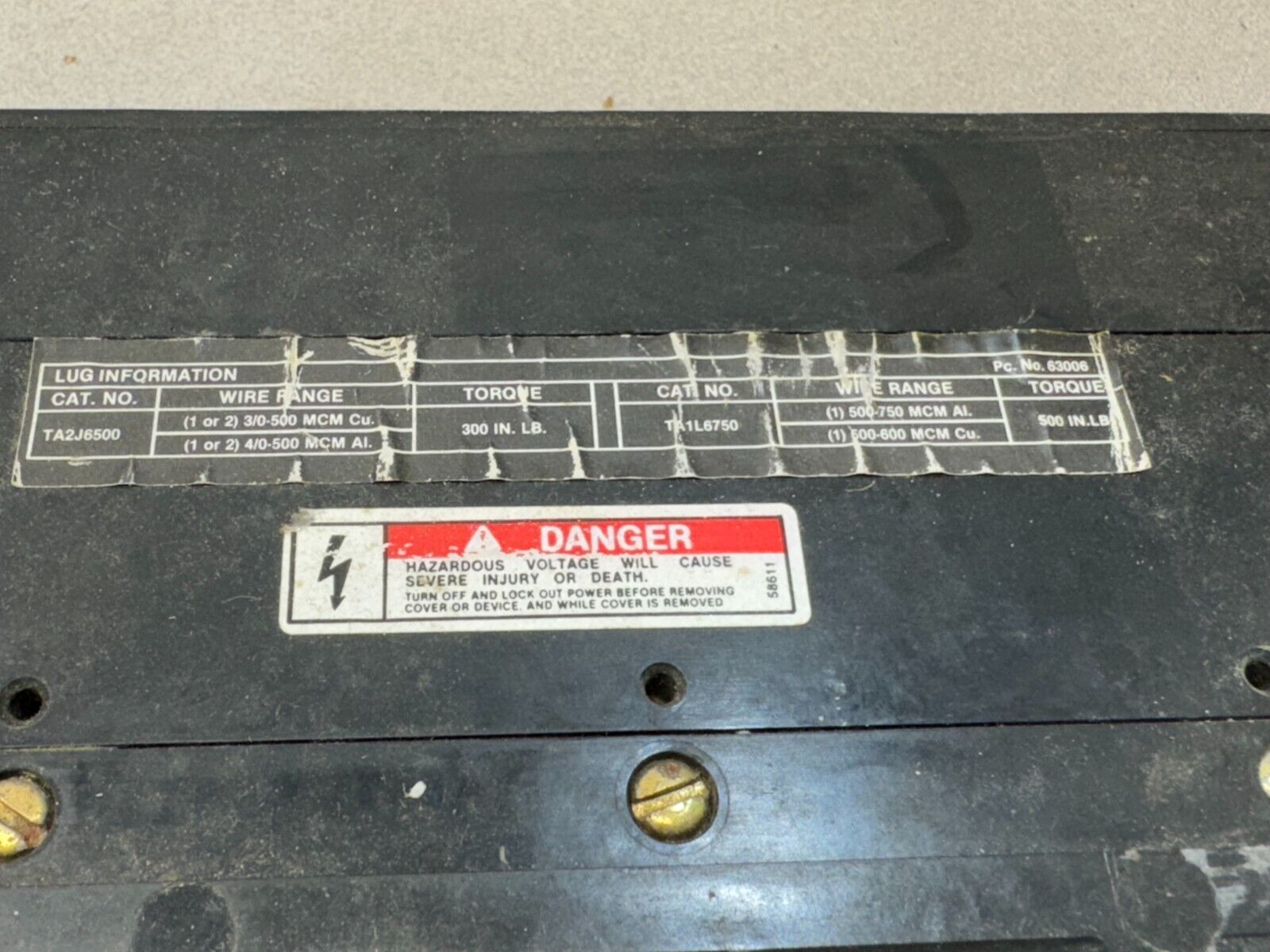 USED SIEMENS I-T-E 3 POLE 600AMP CIRCUIT BREAKER LJ63B600