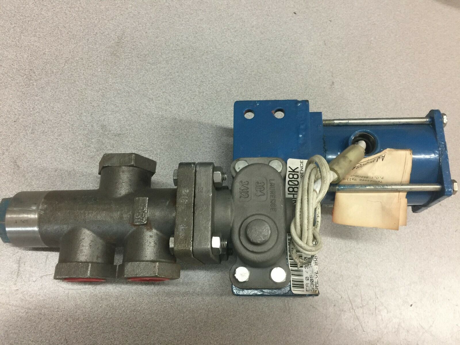 NEW NO BOX LAURENCE 115 VAC 3/4" NPT 3WAY SOLENOID VALVE 15 PSI PHOSPHATE SOLUTI