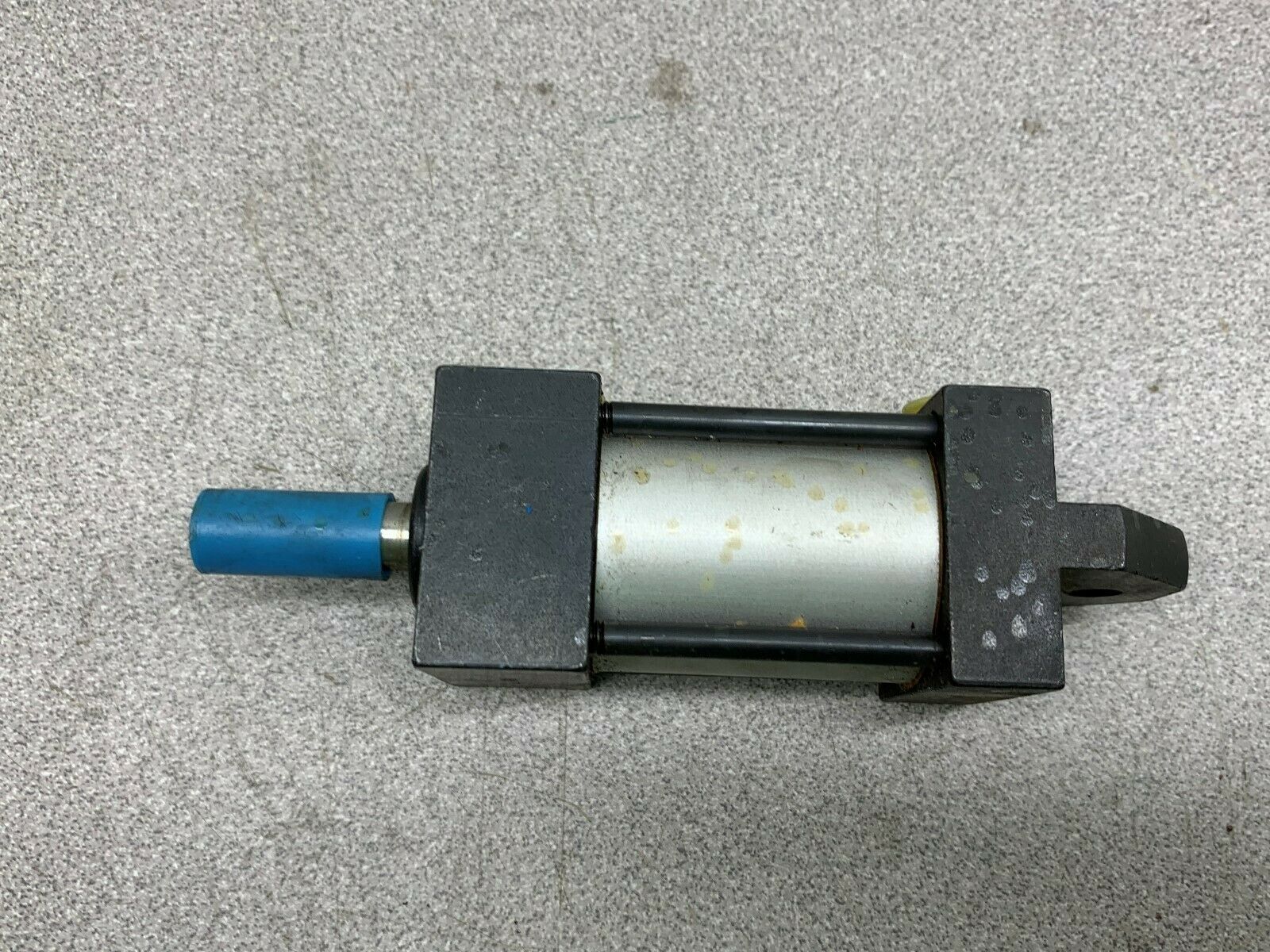 NEW NO BOX MOSIER INDUSTRIES CYLINDER TC3/8