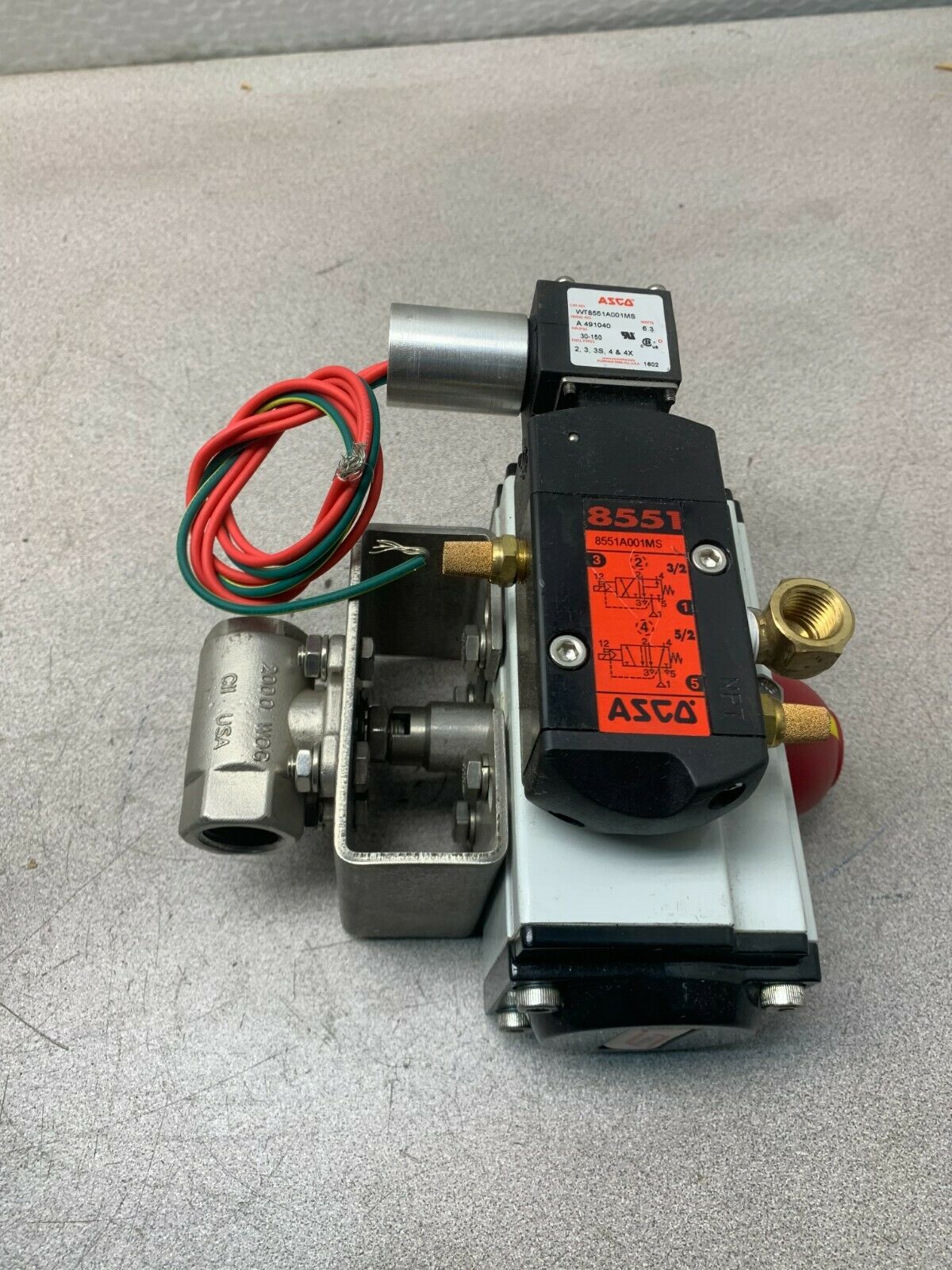 NEW NO BOX UNI TORQ 1/2" BALL VALVE ACTUATOR M20K55 WITH ASCO 8551A001MS