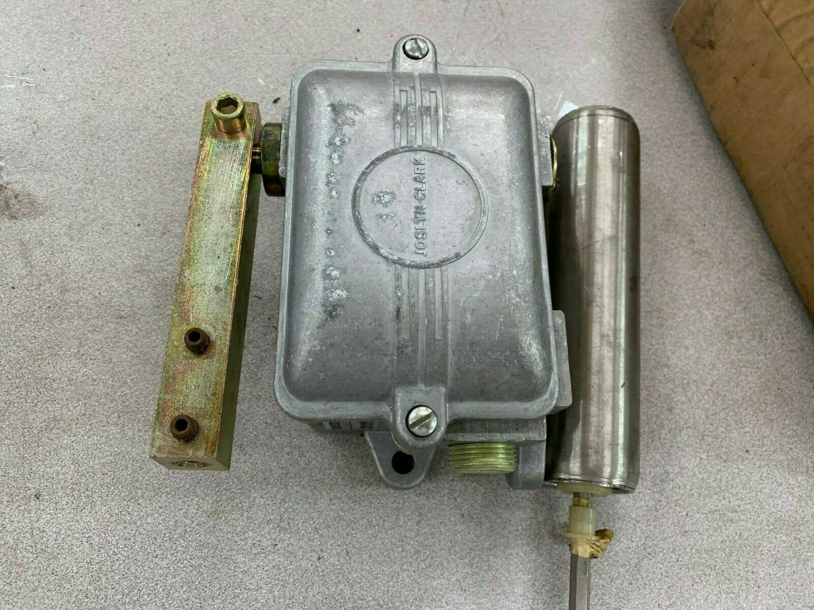 NEW JOSLYN CLARK BST-22-R LIMIT SWITCH A102-351409A-1