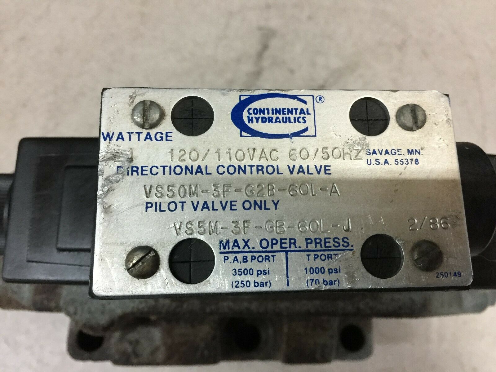 NEW NO BOX CONTENTNTAL 120VAC DIRECTIONAL CONTROL VALVE VS50M-3F-G2B-60L-A