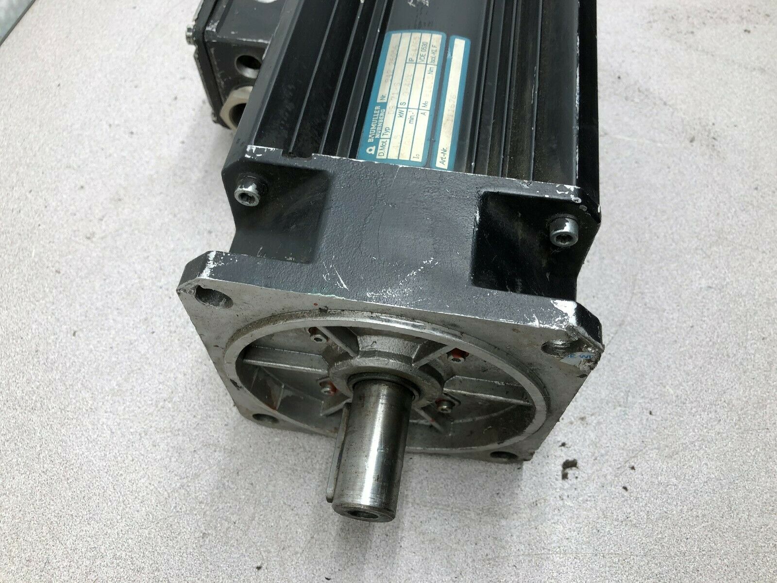 USED BAUMULLER NURNBERG 4.5 KW 2000 RPM SERVO MOTOR DS 71-S / 942 26056