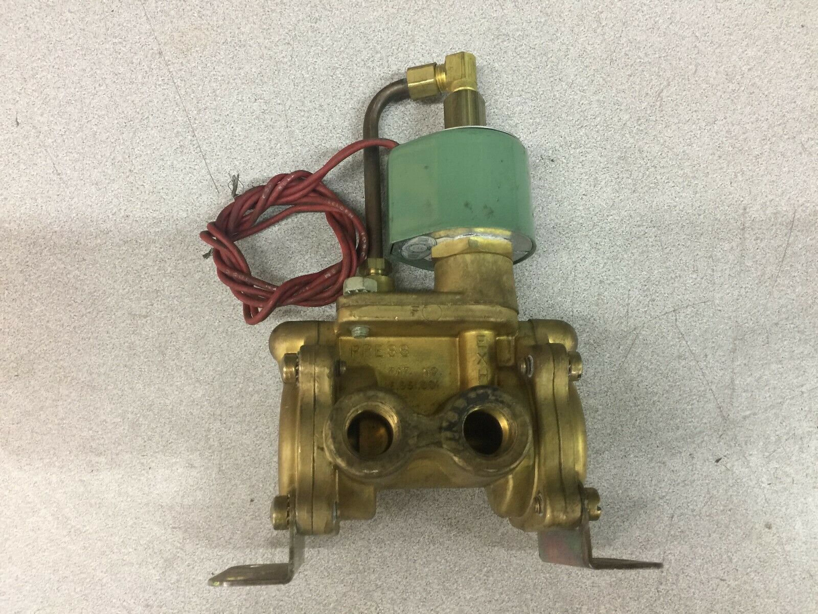 NEW NO BOX ASCO 3/8 NPT 64-78 VDC 10-90 PSI SOLENOID VALVE GLB831616