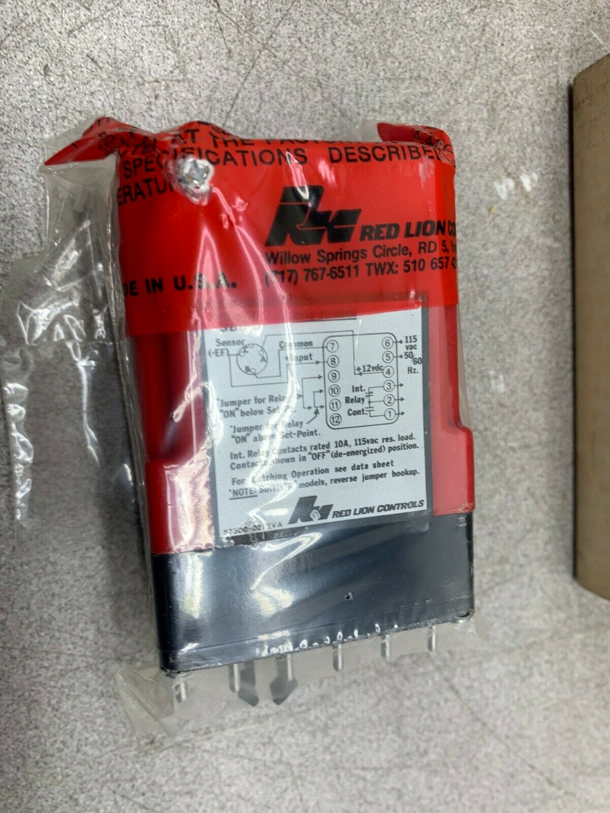 NEW IN BOX REDLION RELAY 5130013