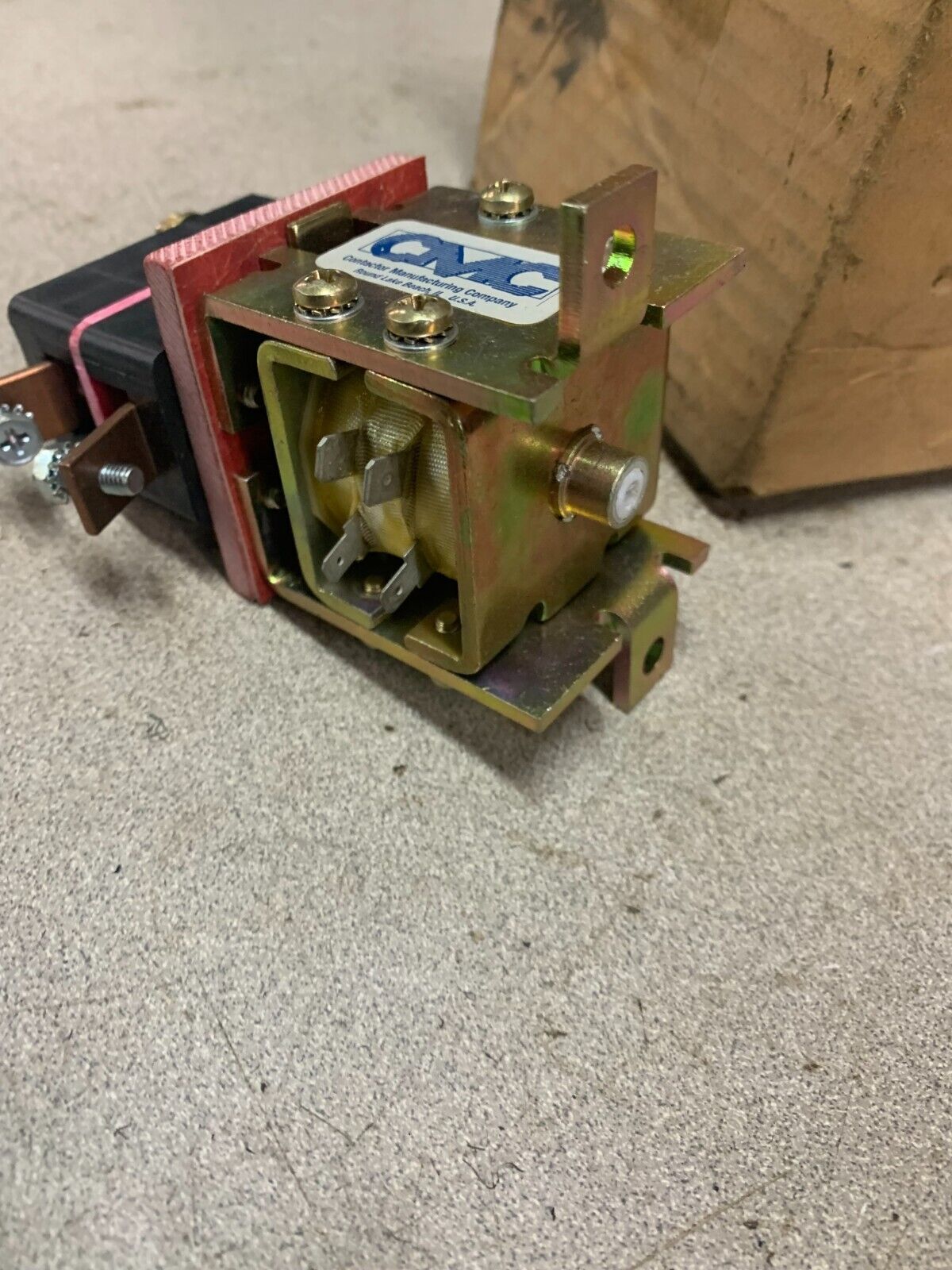 NEW IN BOX TOTAL SOURCE CONTACTOR SY03754