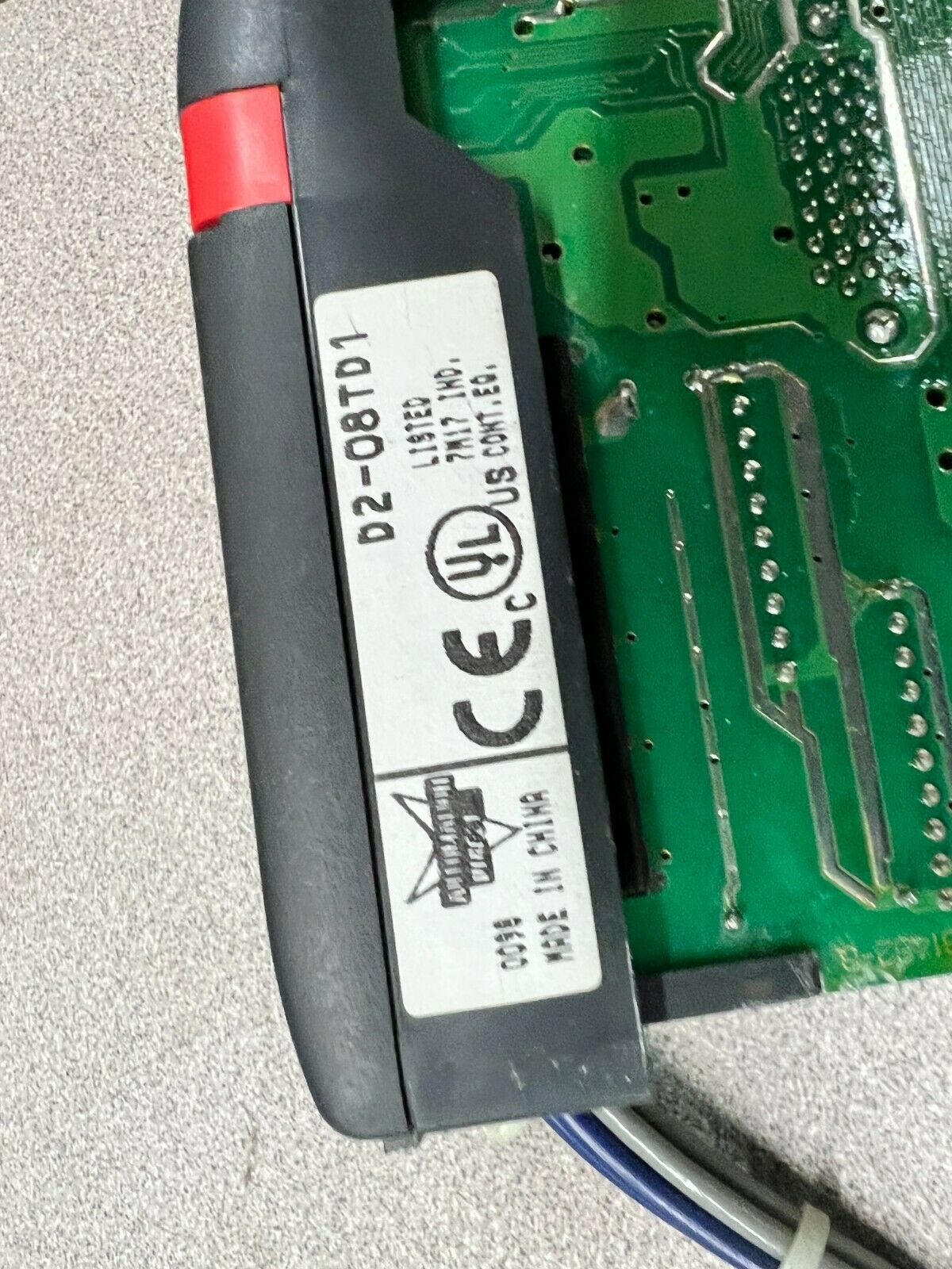 USED AUTOMATION DIRECT OUTPUT MODULE D2-08TD1