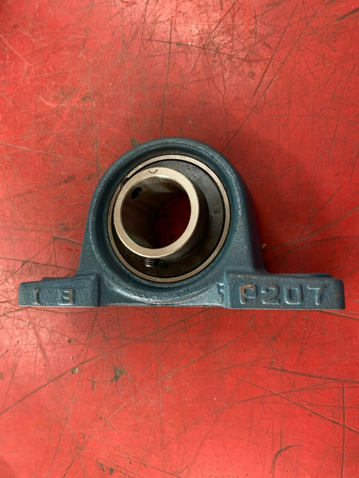 NEW NO BOX IB PILLOW BLOCK BEARING P207 UC207-23
