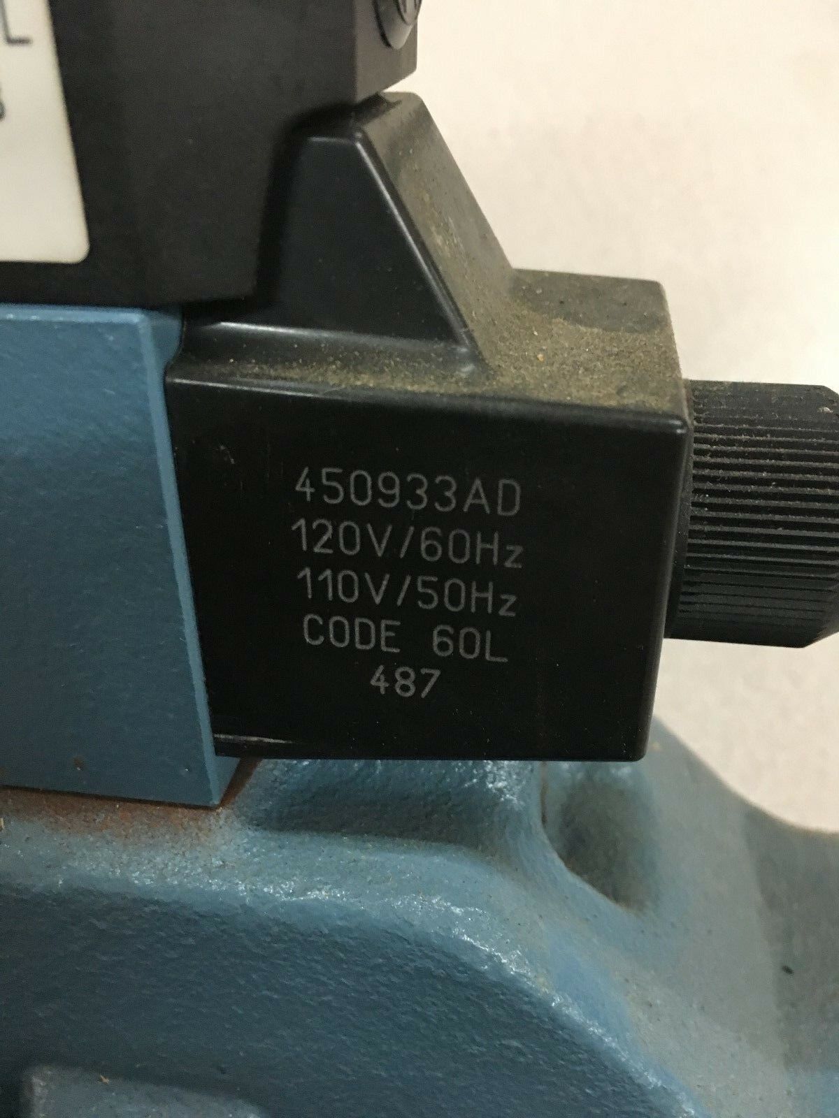 NEW NO BOX CONTINENTAL HYDRAULICS DIRECTIONAL SOLENOID VALVE VSD08M-3A-G1B-60L-A