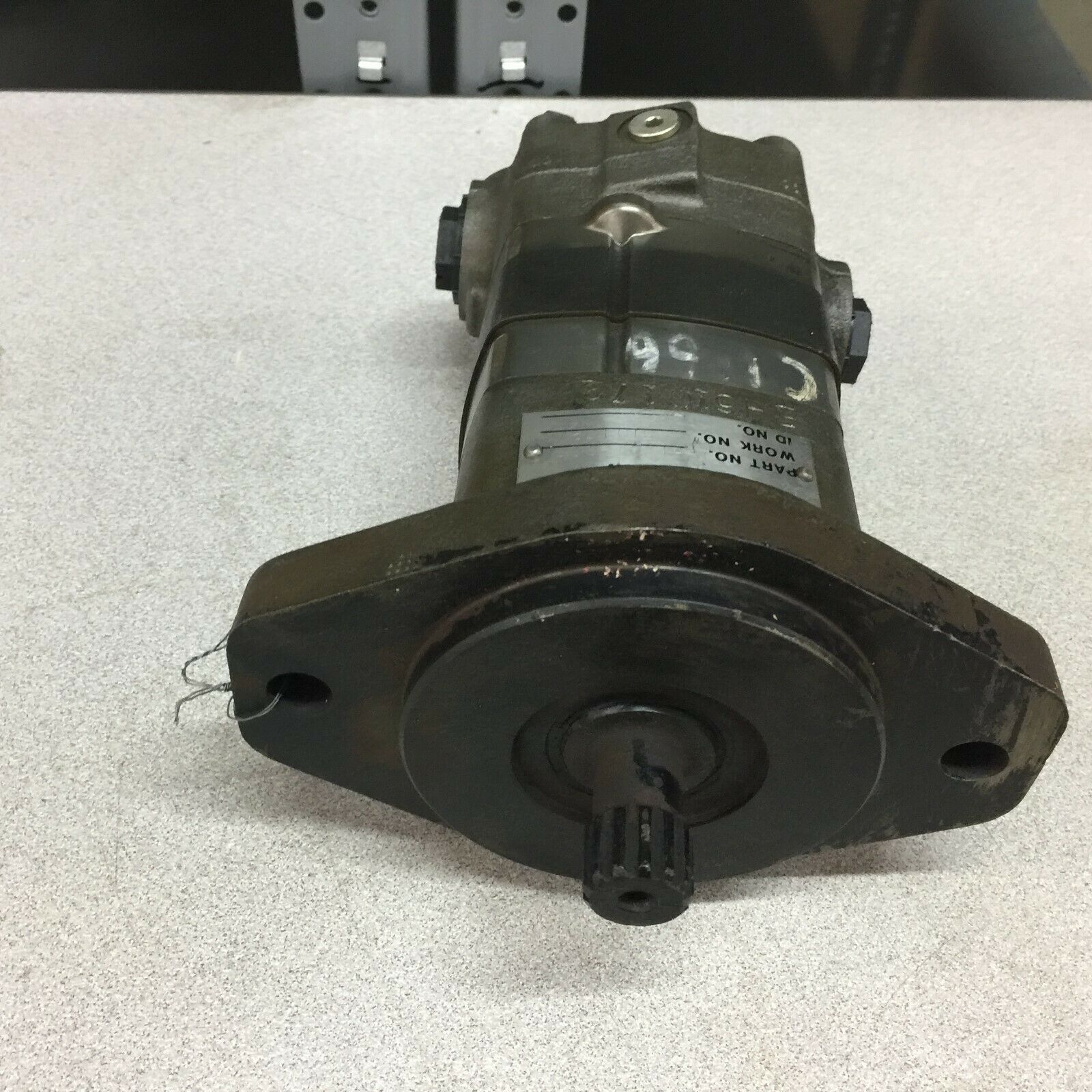 NEW NO BOX E.H.&M. HYDRAULIC PUMP 104-1224-006