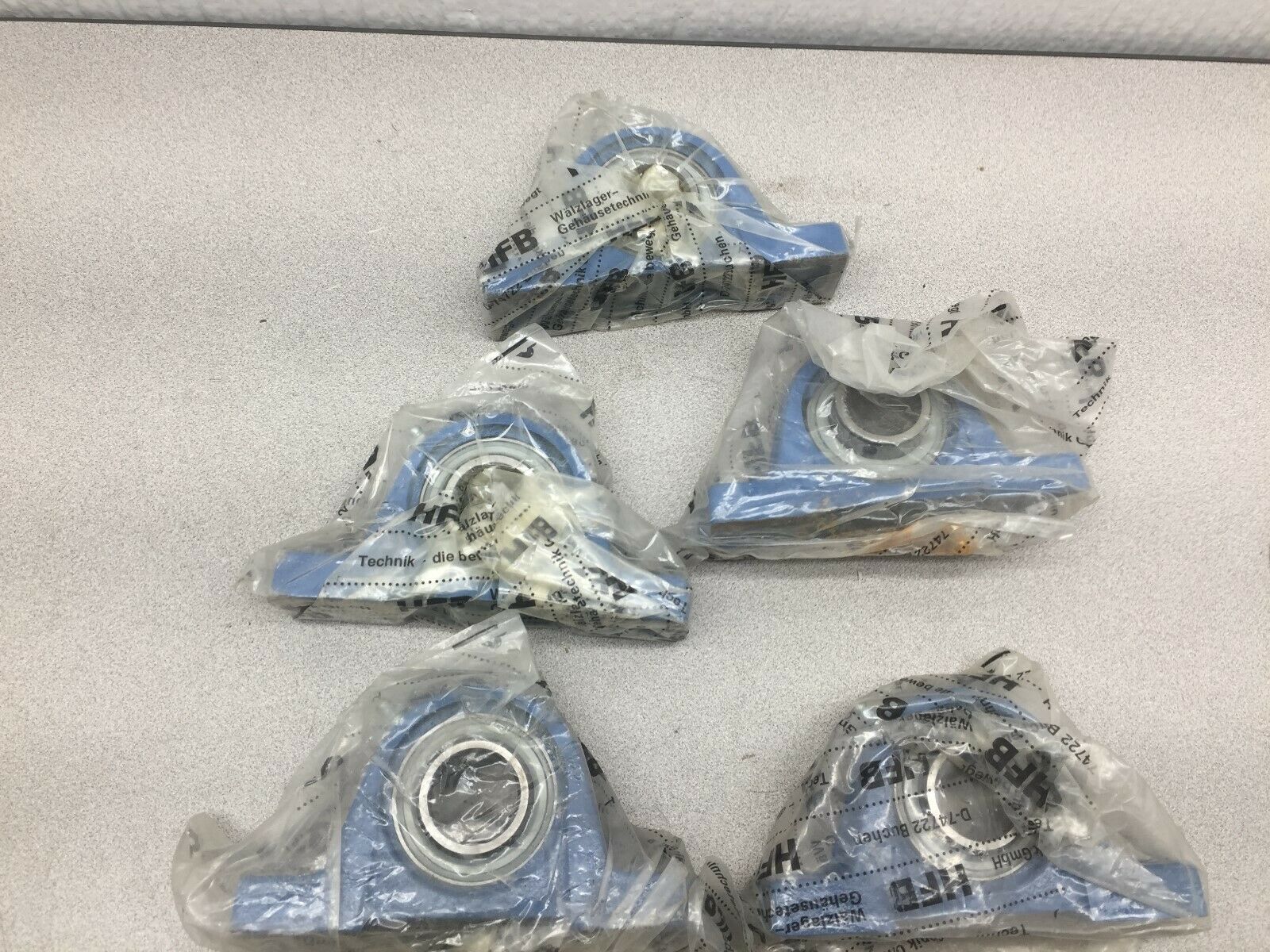 NEW NO BOX (LOT OF 5) HFB PILLOW BLOCK BEARINGS UC206G