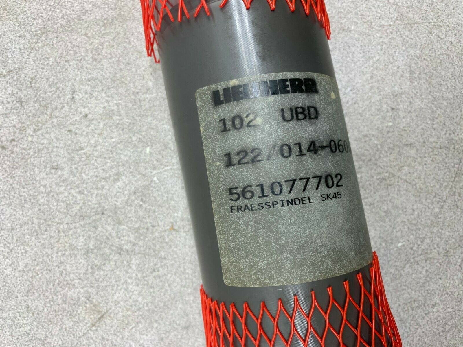 NEW NO BOX LIEBHERR 102 UBD FRAESSPINDLE SK45 PART 561077702 122/014-0600