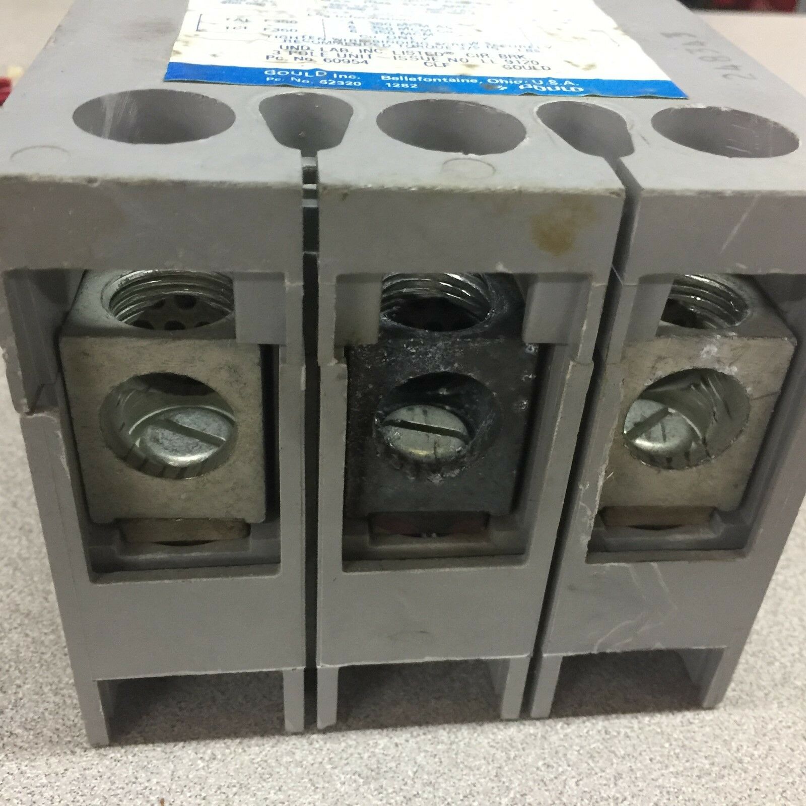 USED SIEMENS 225AMP 600VAC 3POLE CIRCUIT BREAKER CLF63B225