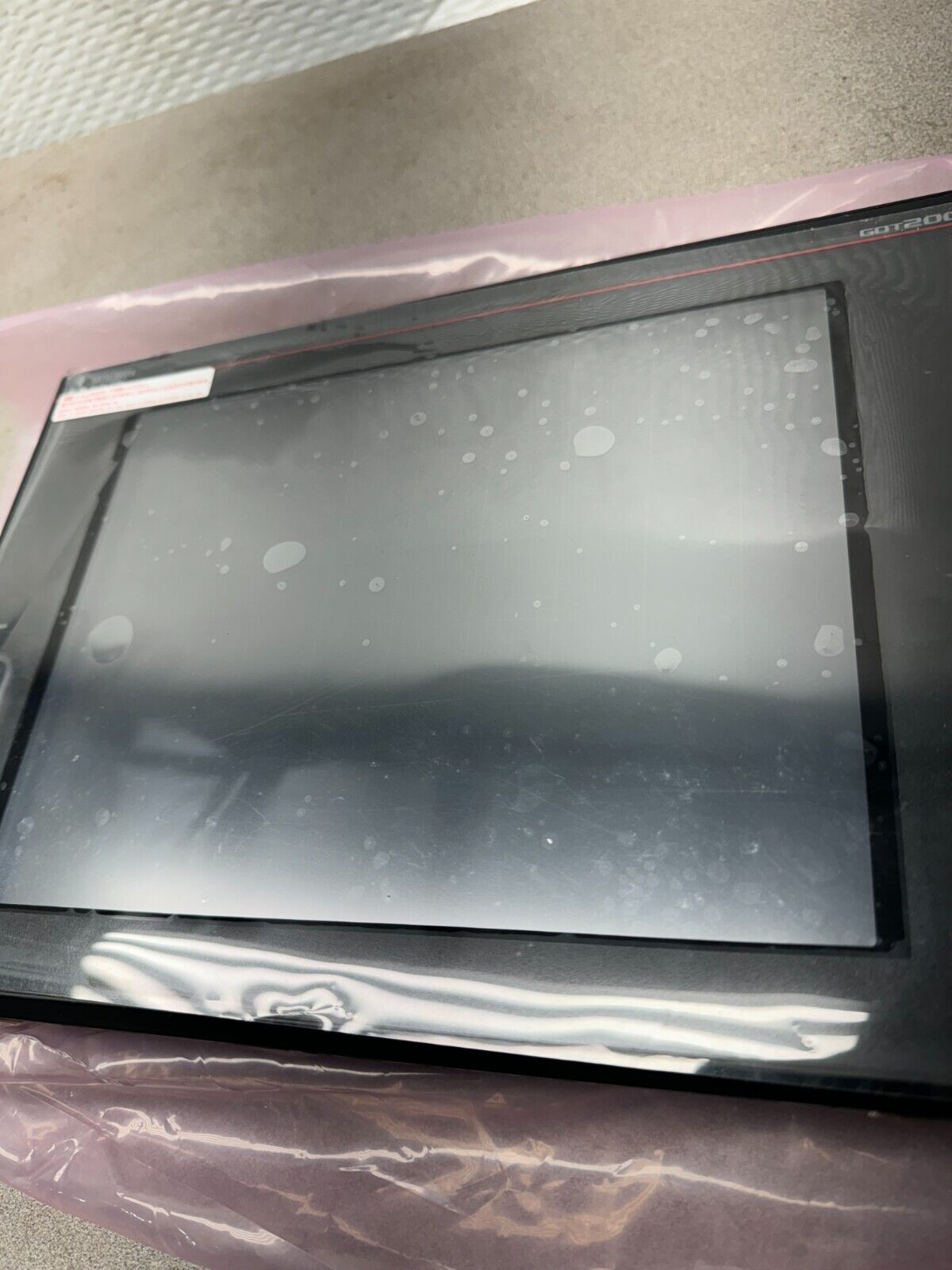 NEW NO BOX MITSUBISHI ELECTRIC GRAPHIC OPERATIONAL TERMINAL GT2710-STBA