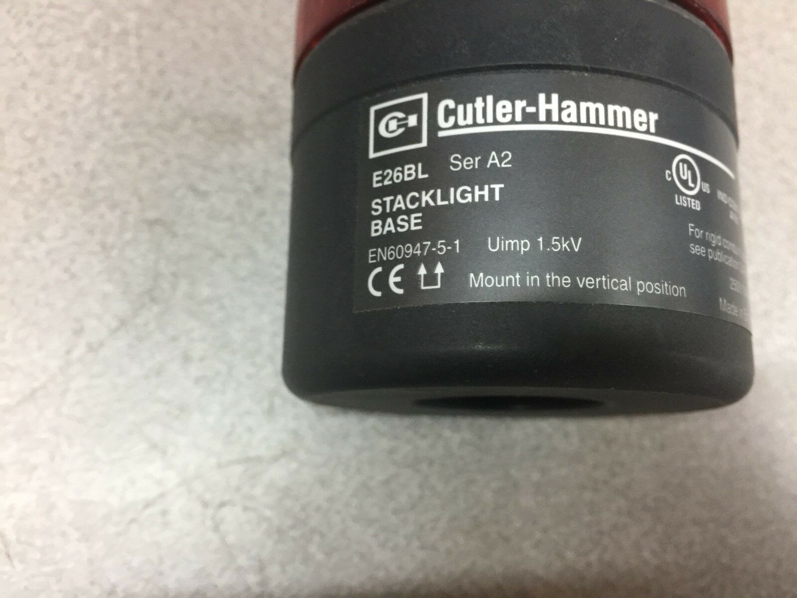 NEW NO BOX CUTLER HAMMER STACKLIGHT BASE E26BL