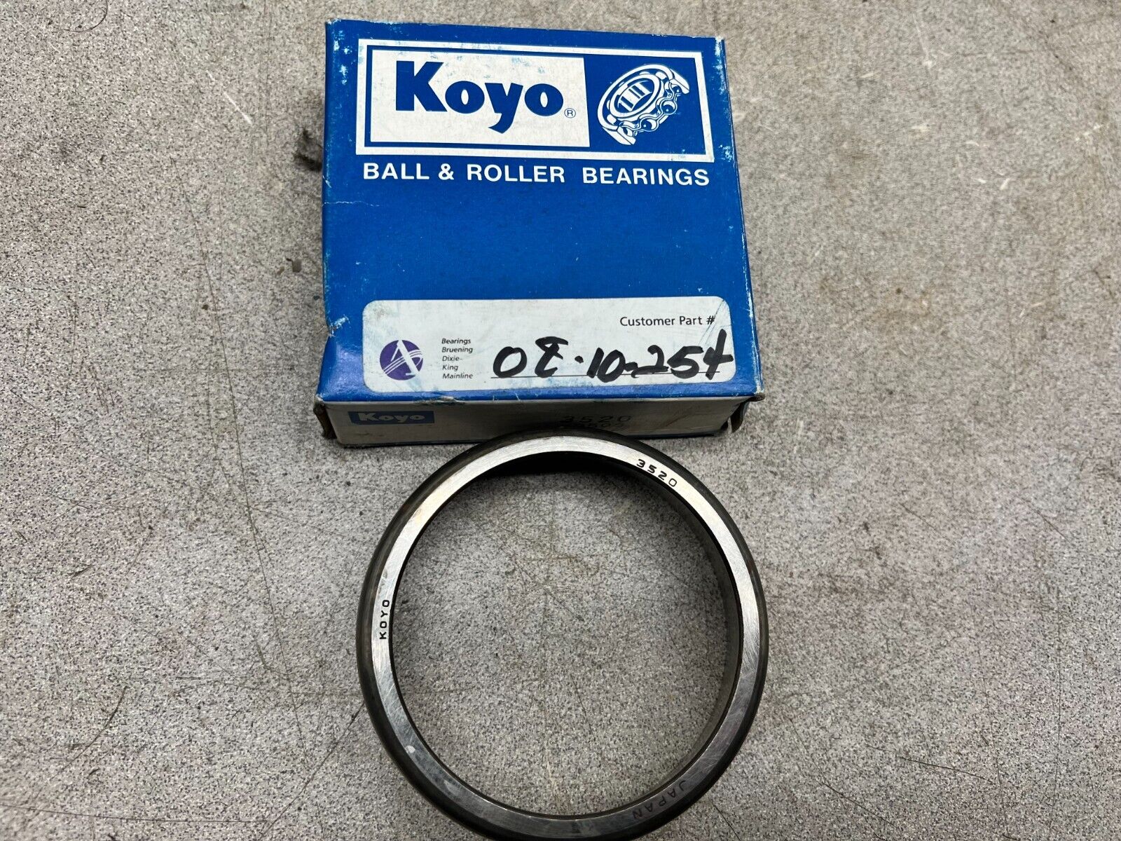 NEW IN BOX KOYO BEARING 3520