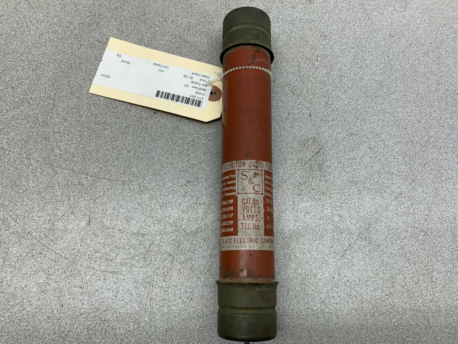 NEW NO BOX S&C FUSE 271001