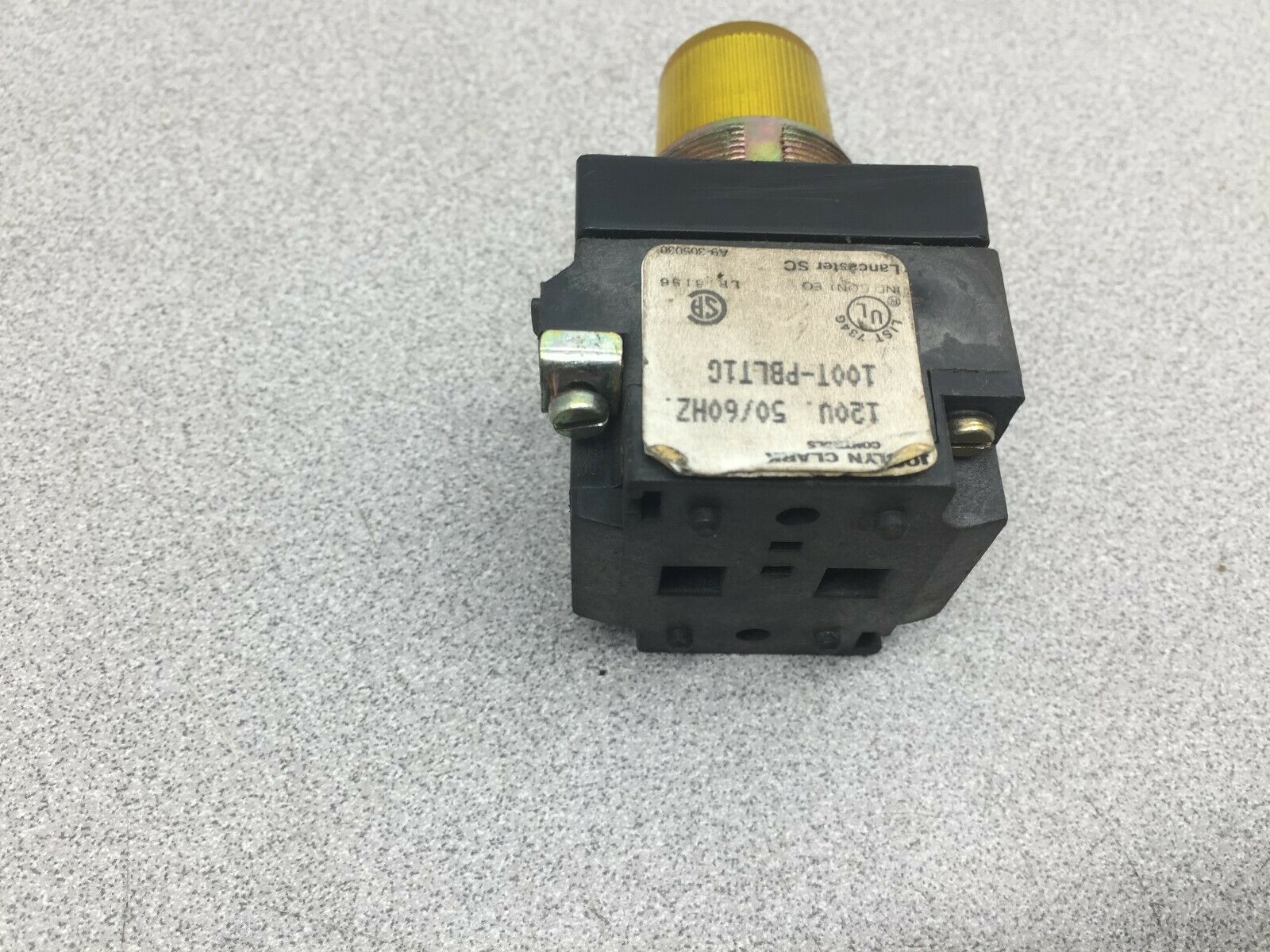 USED JOSLYN CLARK LIGHTED PUSH BUTTON GOLD 100T-PBLT1G