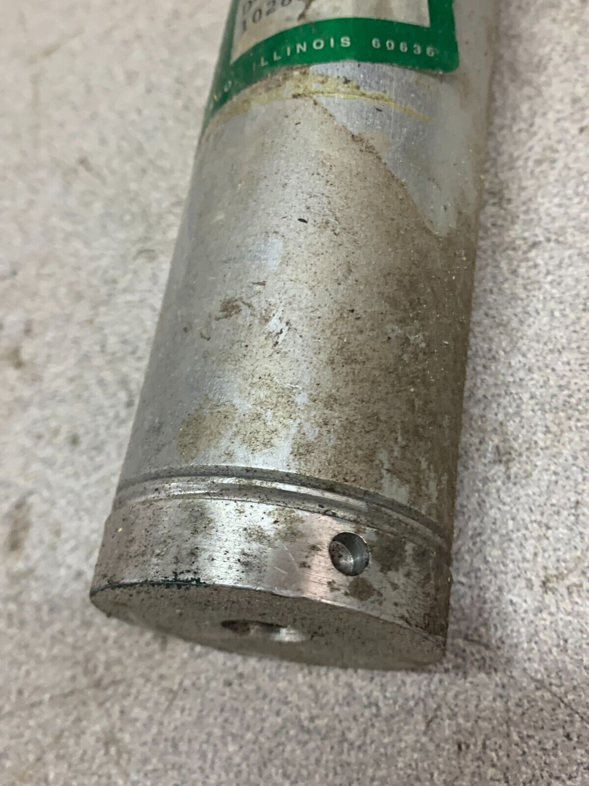 NEW NO BOX CHICAGO CYLINDER D-02062