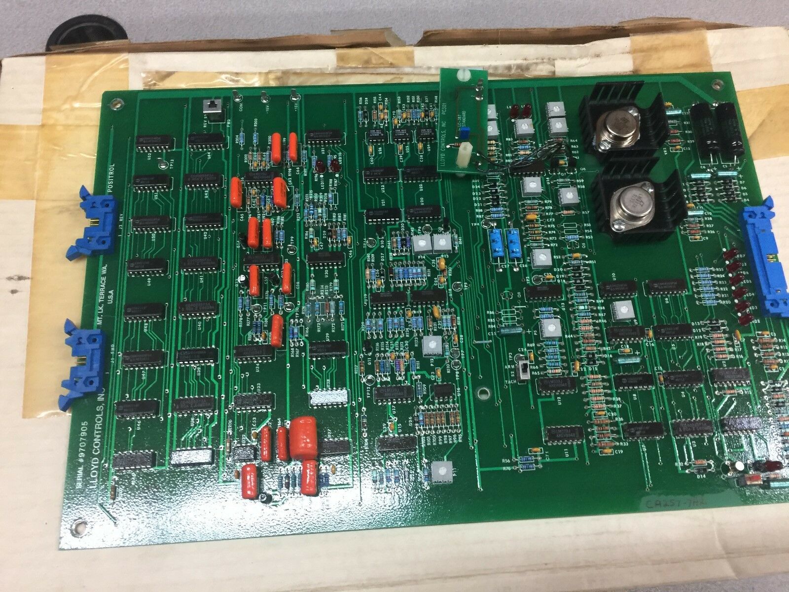 NEW IN BOX LLOYD CONTROLS CIRCUIT BOARD CA257-7H2 517044