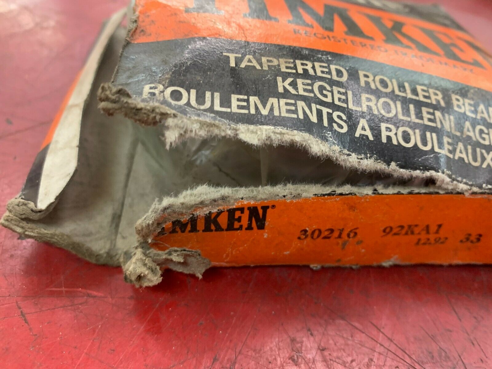 NEW IN BOX TIMKEN BEARING WITH RACE 30216 WITH 92KA1