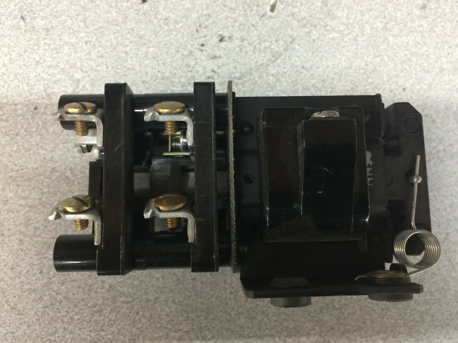 NEW NO BOX ALLEN BRADLEY 240VAC COIL 10 AMP CONTACTS 3 N/C 1 N/O RELAY 700-C130A