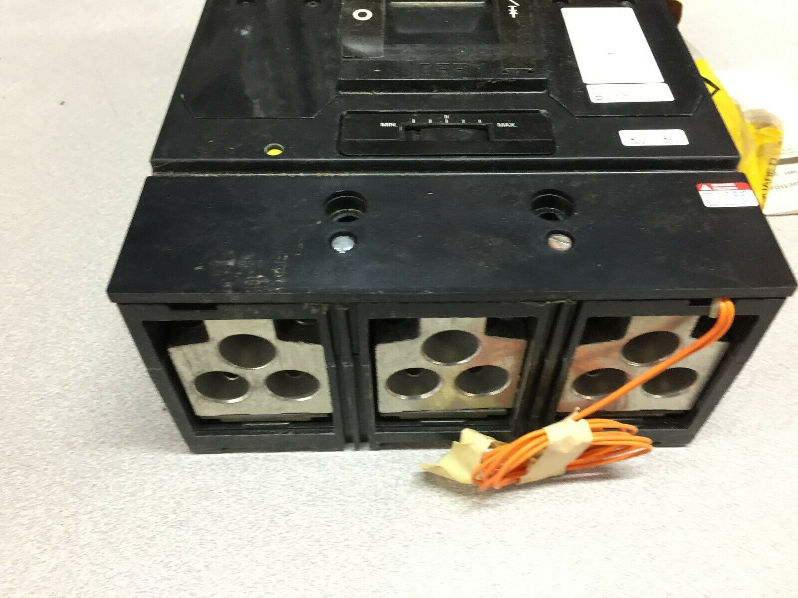 NEW NO BOX SQUARE D 1000AMP 3POLE 600VAC 250VDC BREAKER WITH SHUNT TRIP MAL36100