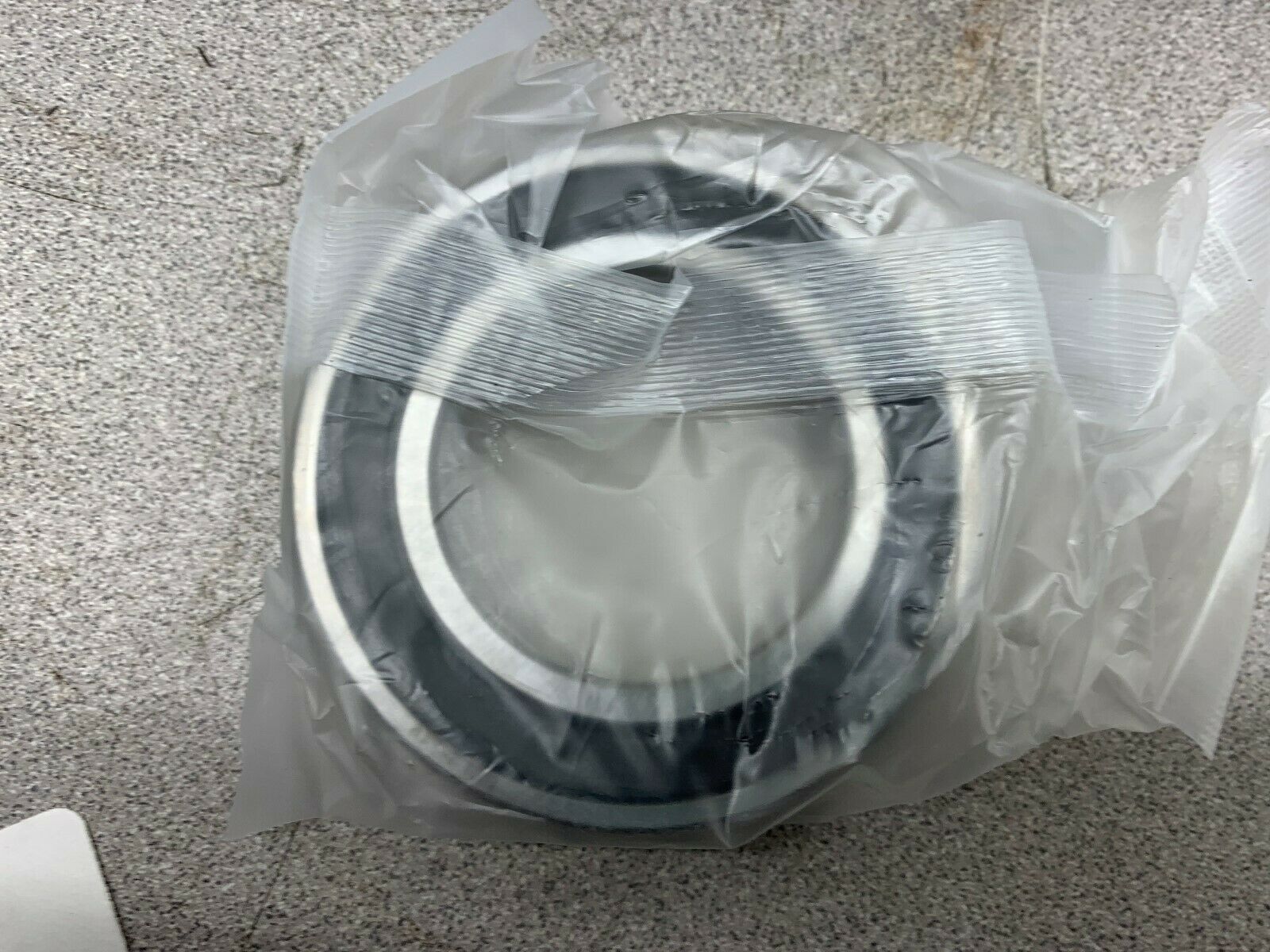 NEW IN BOX SHUSTER BEARING 6008 2RSJEM