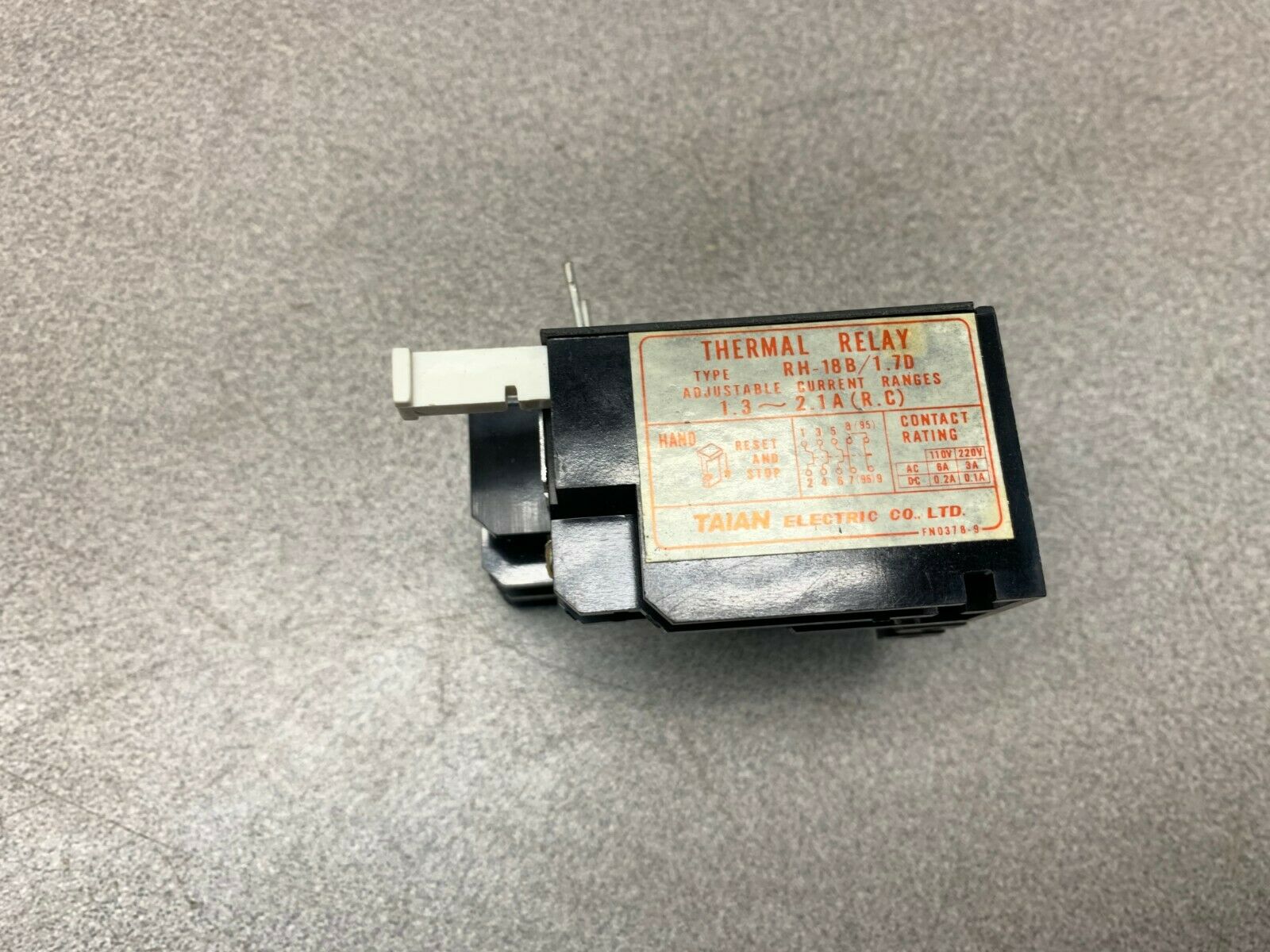 NEW NO BOX TAIAN 1.3-2.1A RELAY RH-18B/1.7D