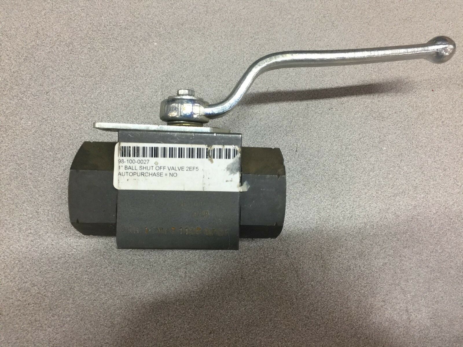 NEW NO BOX KH 1 INCH BALL VALVE BKH1"NPT1125