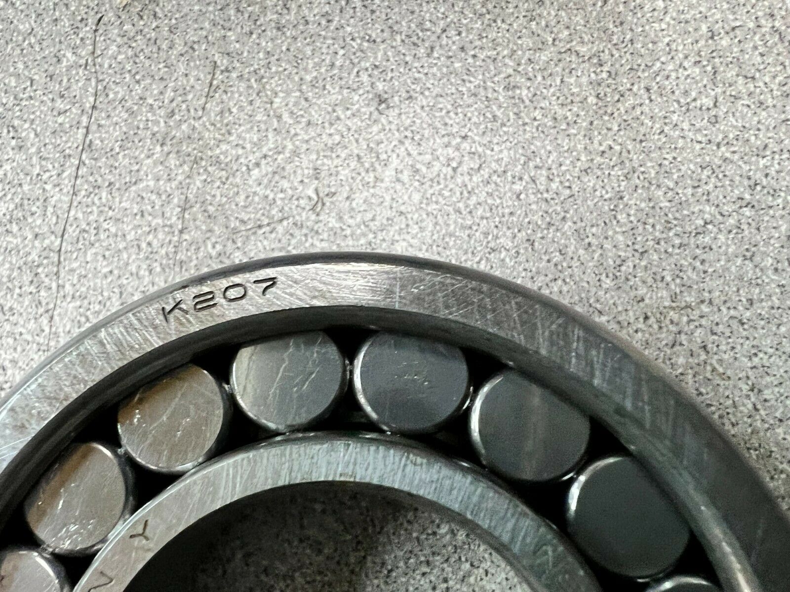 NEW IN BOX NSK NUK207 K207 CYLINDRICAL BEARING NJK207