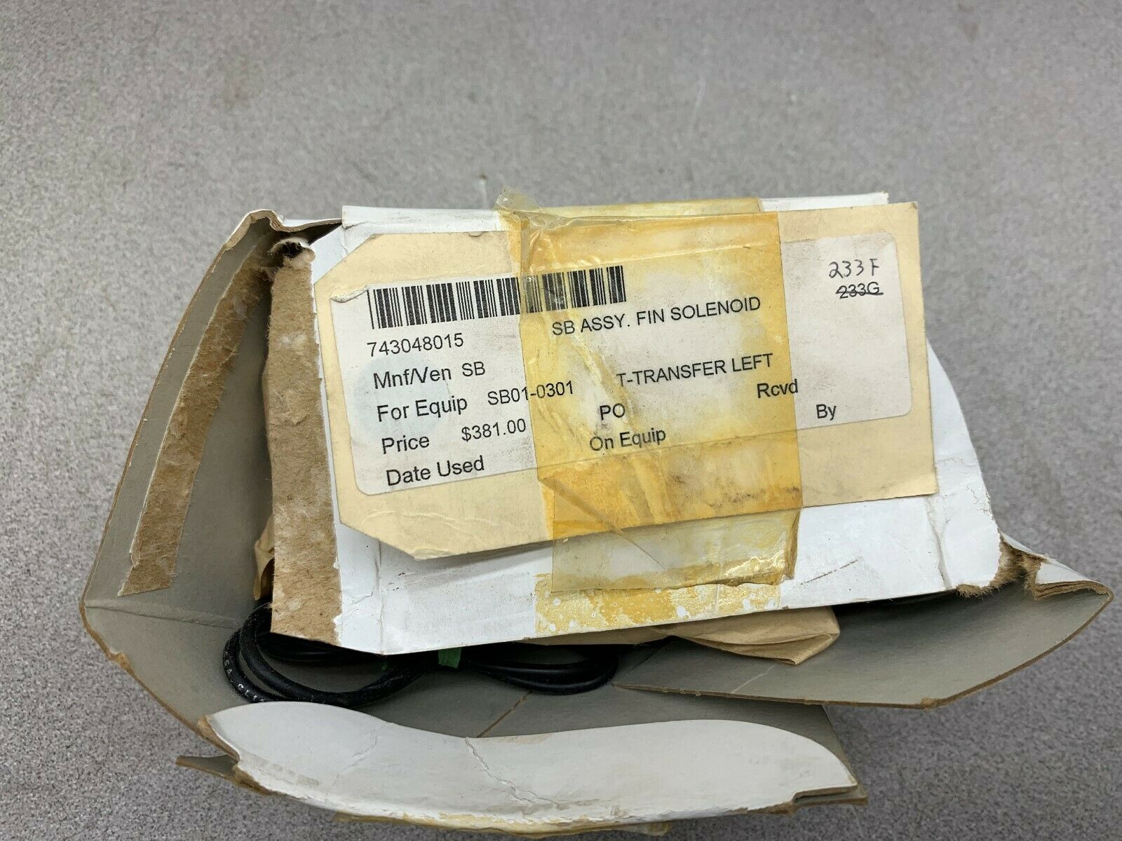 NEW RIPPED BOX SCHRADER BELLOWS SOLENOID ASSY FIN 743048015