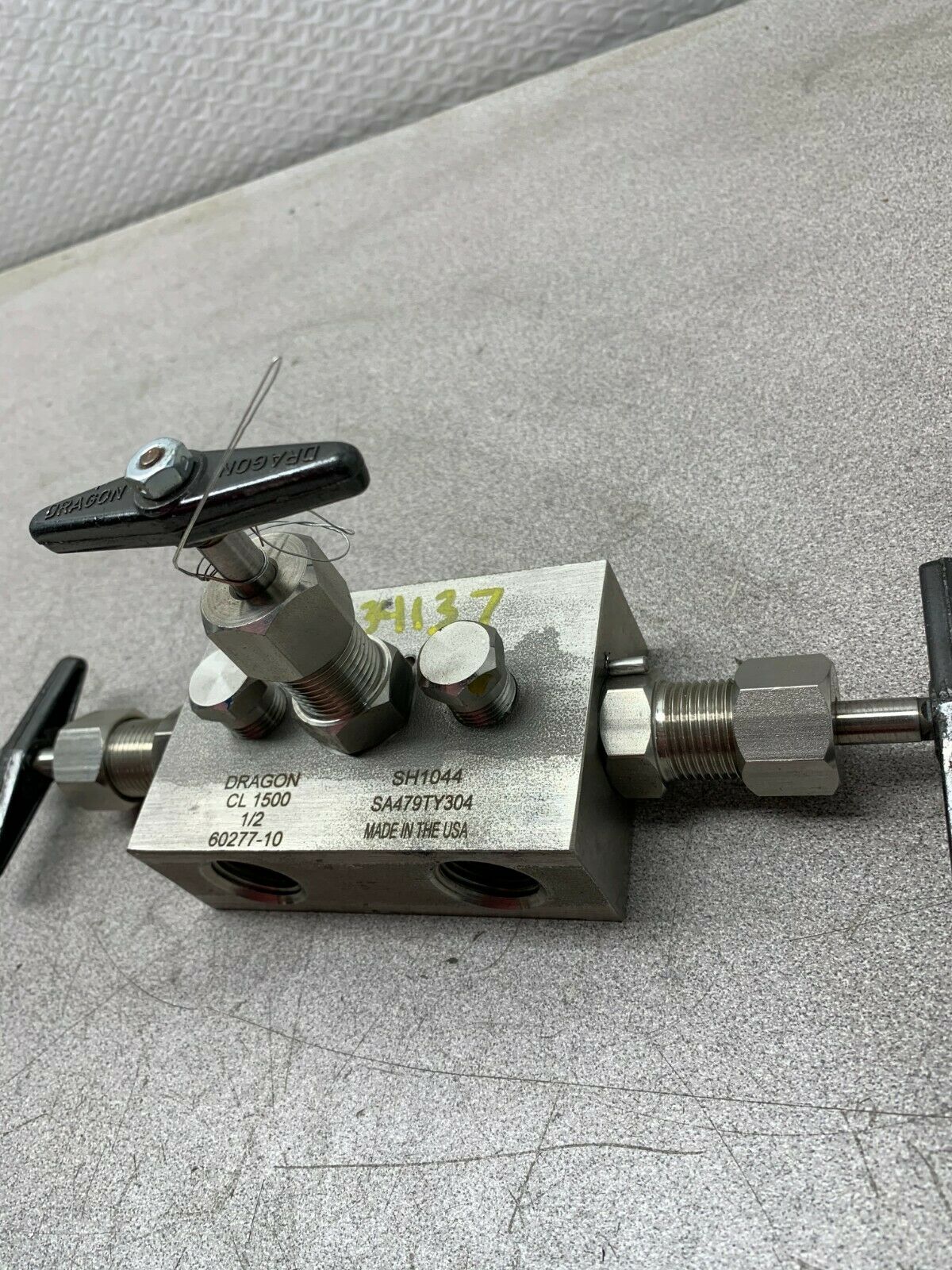 NEW NO BOX DRAGON CL 1500 60277-10 MANIFOLD SH1044 SA479TY304