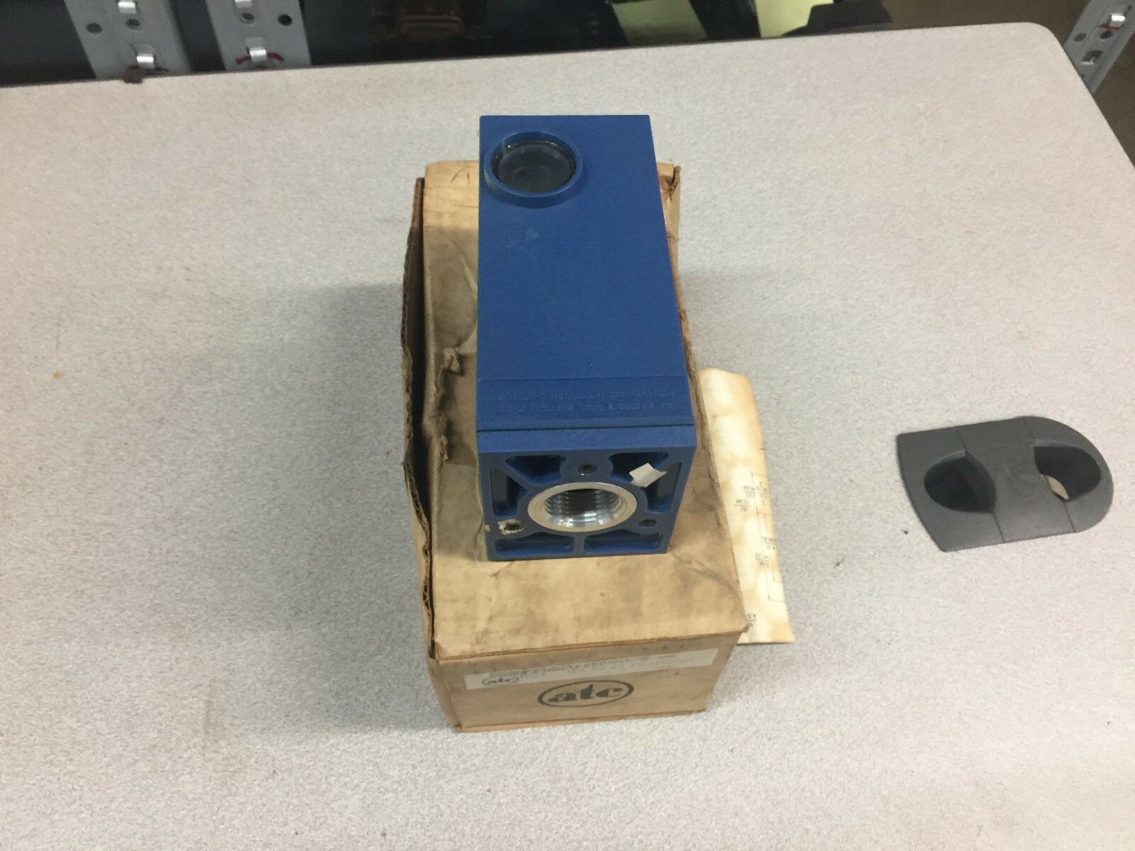 USED ATC 120VAC PHOTOELECTRIC SENSOR 7301C07QAX