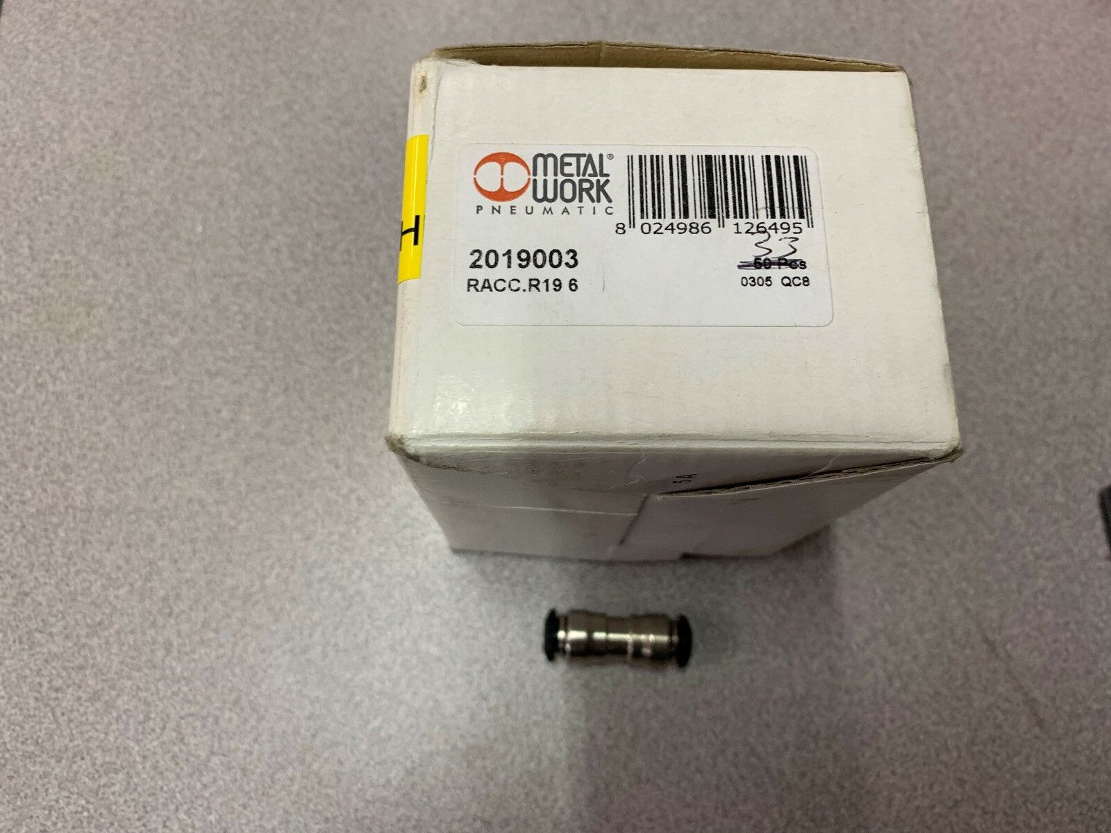 NEW IN BOX LOT OF 33 METAL WORK COUPLING 2019003