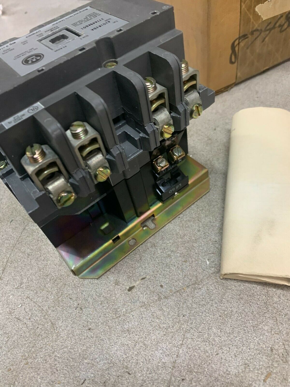 NEW IN BOX WESTINGHOUSE 110/120V. COIL SIZE 2 STARTER A201K2DA STYLE 277A494G01