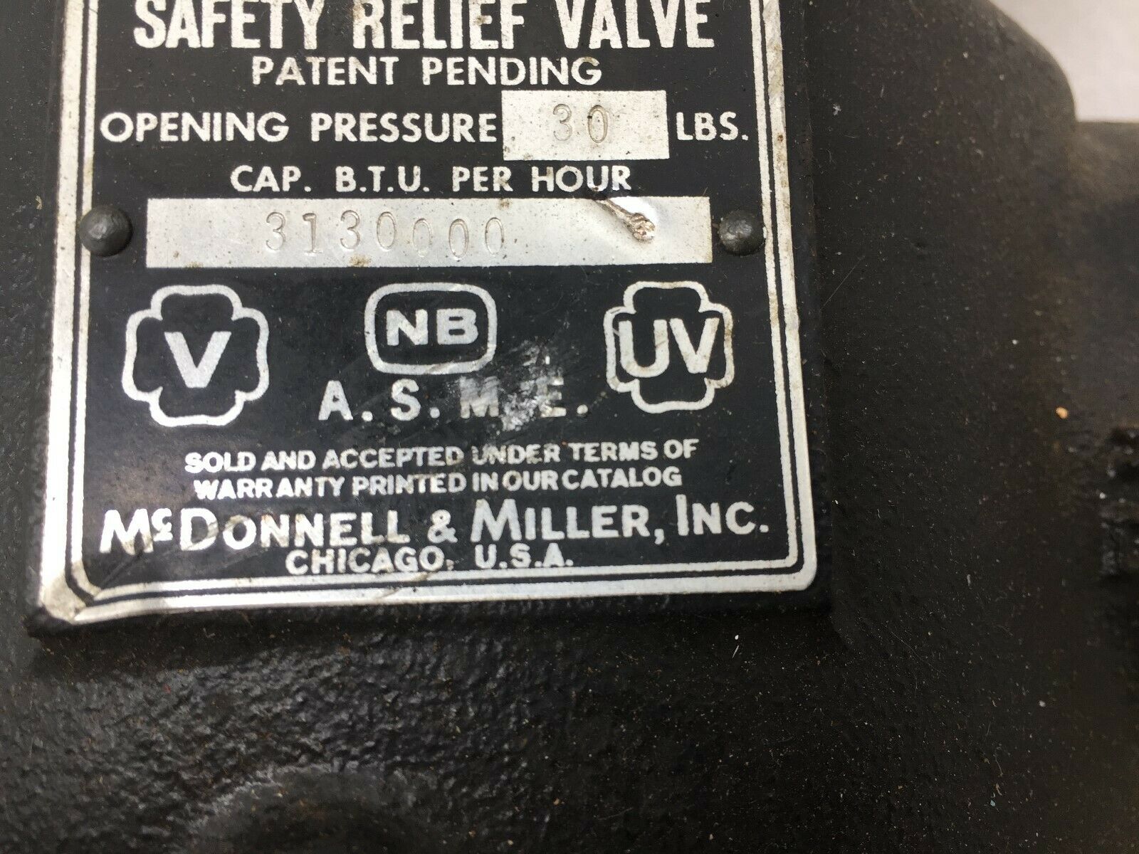 NEW NO BOX MCDONNELL 30# OPENING PRESSURE SAFETY RELIEF VALVE 240-2IN