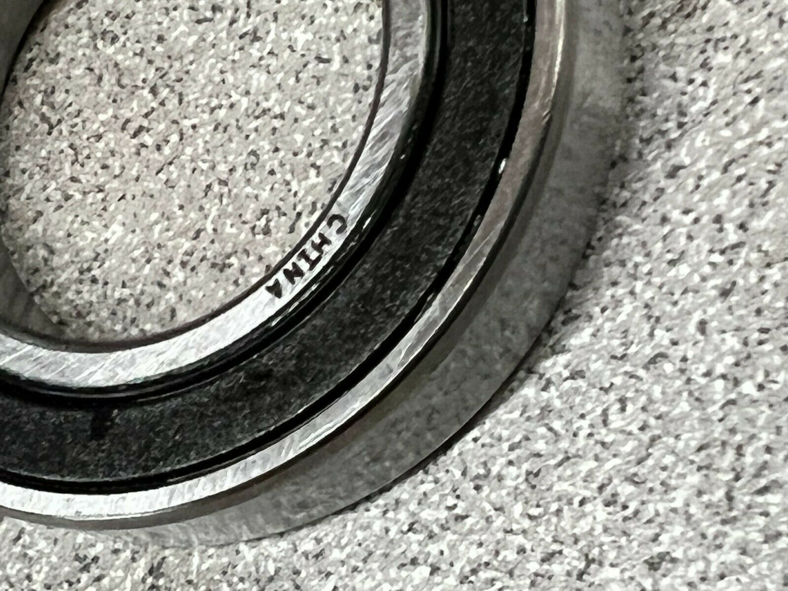 NEW IN BOX HCH BALL BEARING 6905 2RS C3