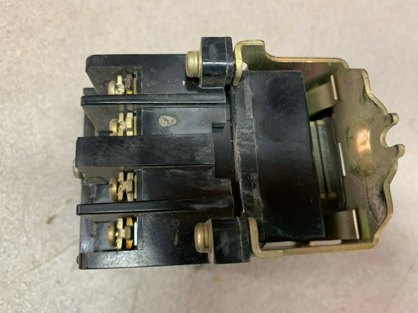 USED ALLEN BRADLEY RELAY 700-N200A1 SERIES C