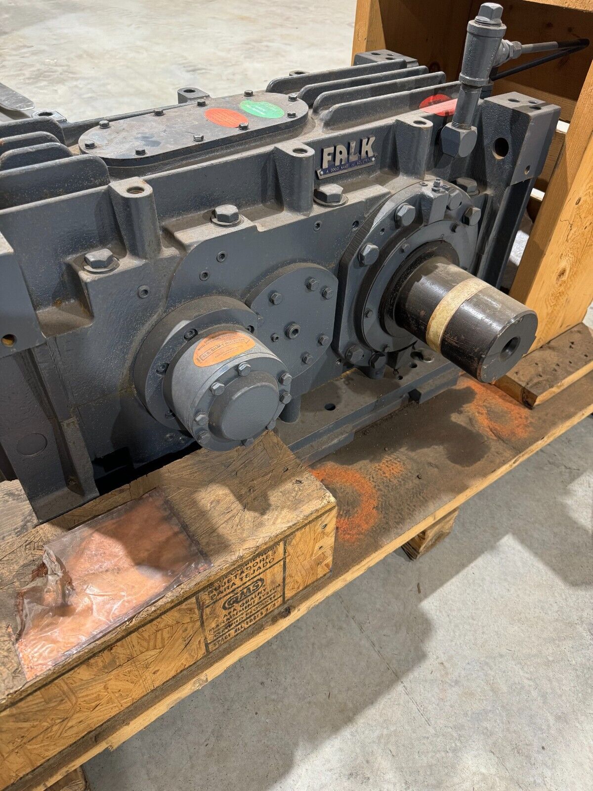 NEW FALK V-CLASS ENCLOSED GEAR DRIVE REDUCER 14.34 RATIO M117VPC2