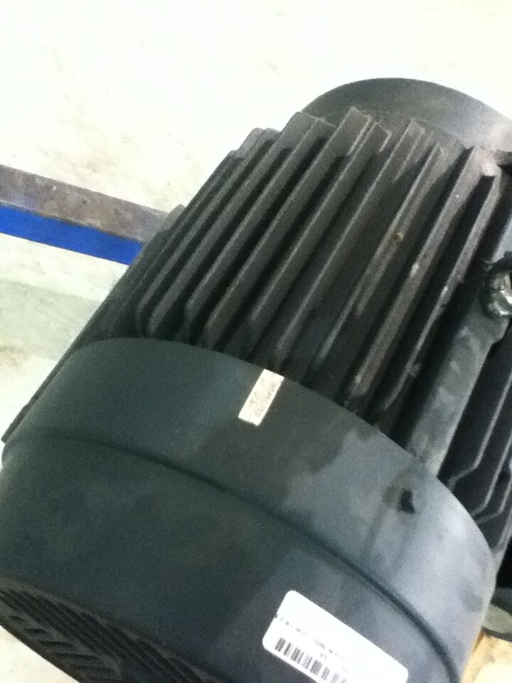 NEW RELIANCE 7.5 HP MOTOR 2875/3500 RPM ML3G7463 METRE 1