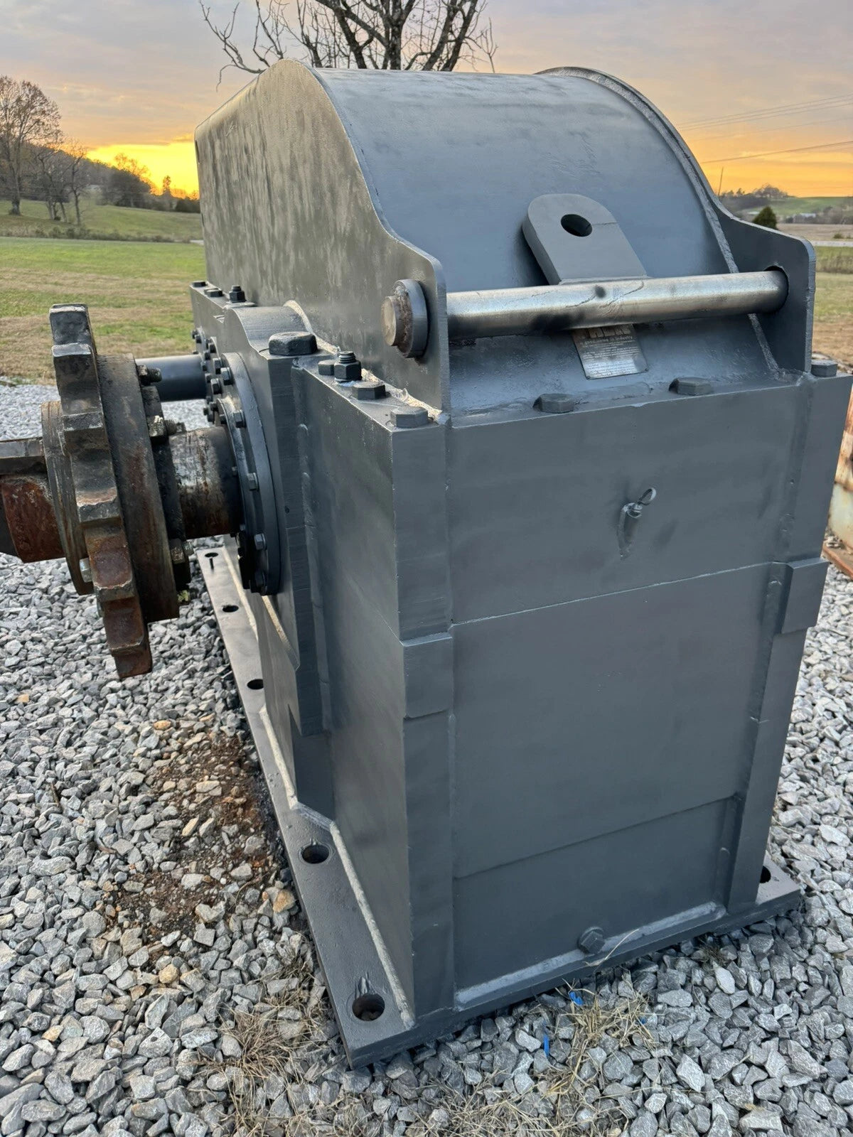 USED FALK ENCLOSED GEAR DRIVE SPEED REDUCER 38.59 RATIO 2180YN2