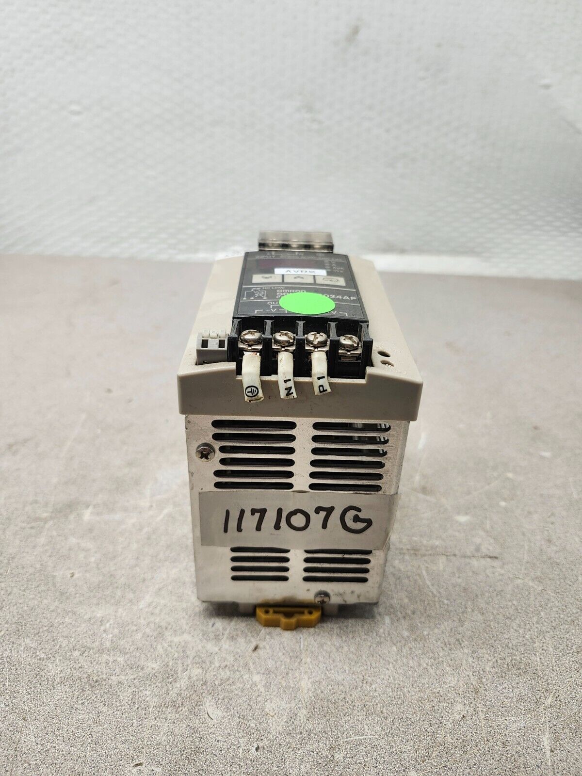 USED Omron Power Supply Output 24VDC, Input 100-240VAC S8VS-18024AP